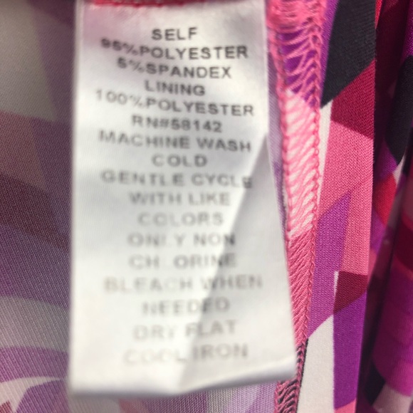 Pink Geometric Dress - Picture 4 of 6